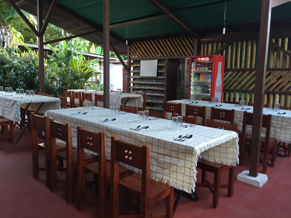 Hostal El Paisano Misahualli ภายนอก รูปภาพ